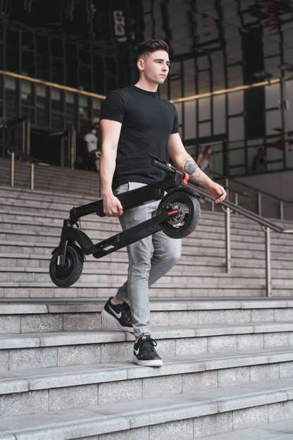 The Official Cruzaa Commuta E-Scooter 45km Range - 25kmh Top Speed - ships from UK